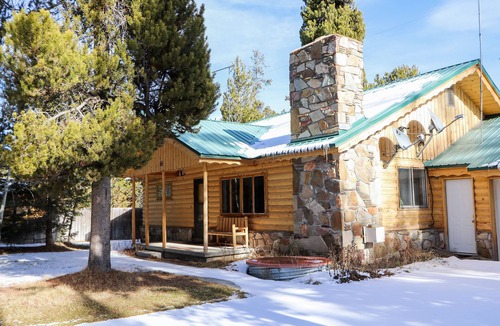 West Yellowstone House | South Fork Cabin
