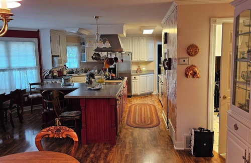Absarokee House | Spacious 4-bedroom house in charming Absarokee with WiFi, AC, walk downtown