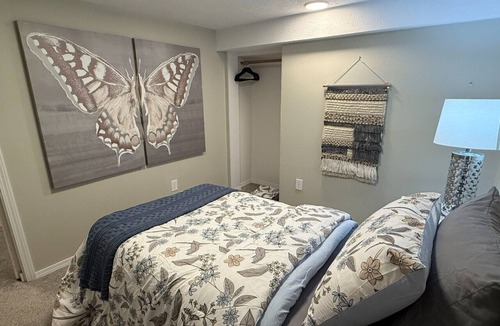 Spokane House | Spacious 4-bedroom townhome in excellent Spokane near town
