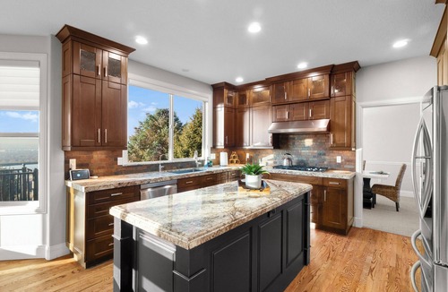 Draper House | Spacious 5BR Draper Retreat Mountain Views + Near Ski Resorts
