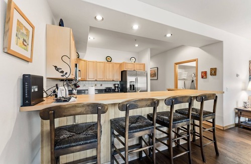 Warrior's Mark Condo | Spacious Breckenridge condo, Outdoor hot tub, 2 blocks from Main Street, Fantast