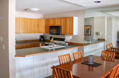 Columbia Falls Condo | Spacious Golf Front 2 Bed Condo