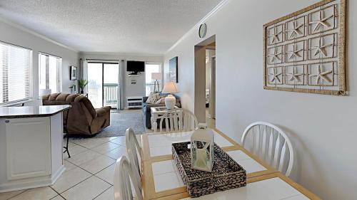 Myrtle Beach House | Spacious Oceanfront Condo with Direct Beach Access