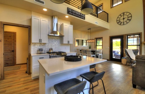 Red Lodge House | Spacious Retreat w/Rooftop Patio
