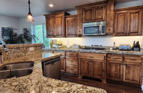 Idaho Falls House | Spacious Riverside Four Bedroom Retreat