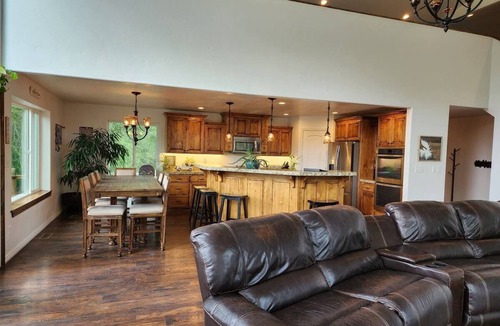 Idaho Falls House | Spacious Riverside Four Bedroom Retreat