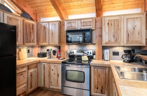 Blue River House | Spring Haven Home: Gorgeous, Dog Friendly