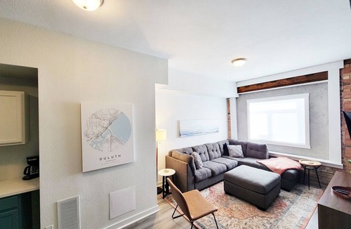 Duluth Condo | Stay Lincoln Park 2 | Craft District Condo
