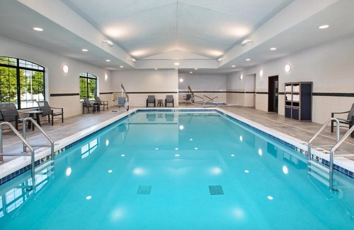 Bismarck Hotel | Staybridge Suites Bismarck by IHG