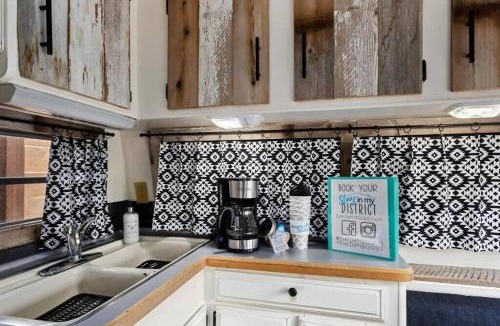 Twin Falls Apartment | #StayinMyDistrict Twin Falls Backyard Glamper