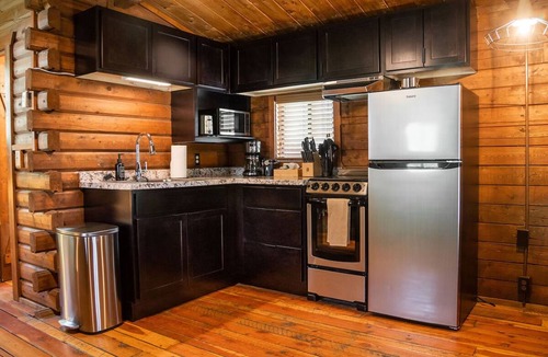 Pagosa Springs Hotel | Studio Cabin, High Creek, Outdoor Seating, Near Pagosa Hot Springs