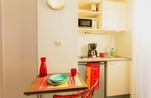 Saint-Jean Apartment | Studio Confortable + Kitchenette | Wi-Fi Gratuit