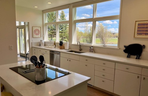 Wilson House | Stunning 4 Bedroom in Wilson WY with Teton Views. Long Term Rental.