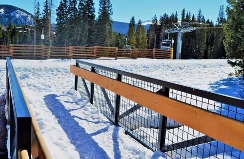 Peak 9 House | Stunning Ski in/Ski out Cedars Townhouse~ Short Walk to Slopes and Main St.