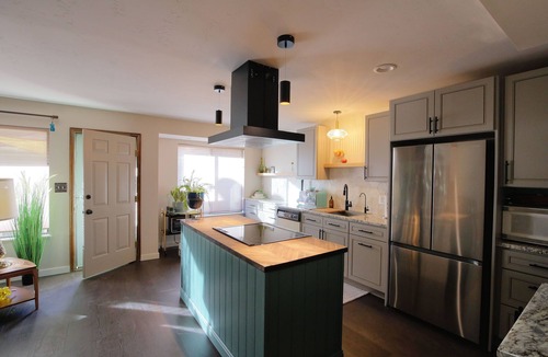 Grand Junction House | Stylish 2 Bedroom Spacious Townhouse in Grand Junction with AC