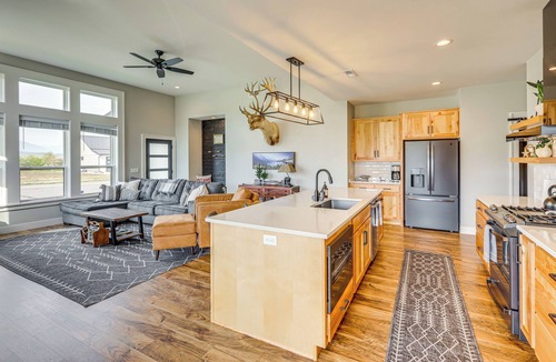 Red Lodge House | Stylish Montana Vacation Rental w/Private Hot Tub