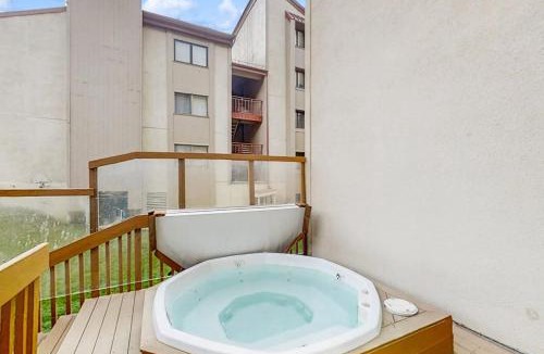 East Village at Copper Hotel | Summit House East 112