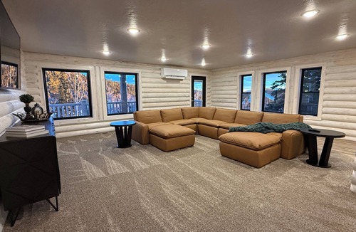 Beaver Cabin | Summit Life: a ski-in, ski-out retreat offering luxury mountain living.