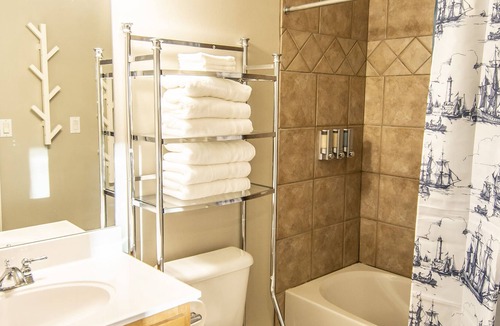 Pleasant Grove House | Sunflower Haven Retreat