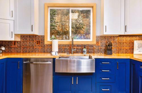 Sandpoint Ski Chalet | Sunspot Lodge - Schweitzer Mountain