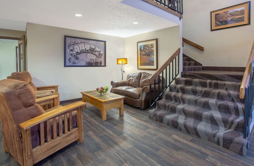 Lewistown Hotel | Super 8 by Wyndham Lewistown