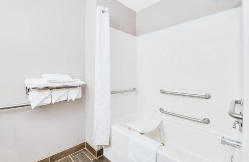 Sisseton Hotel | Super 8 by Wyndham Sisseton