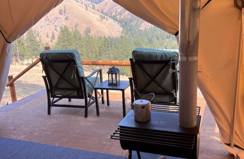 Conner RV Rental | Tent #1 | Oxen-Le-Fields Montana