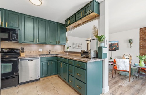 University Park Apartment | The Aviary Near CSU Pool, Sauna, and Gym