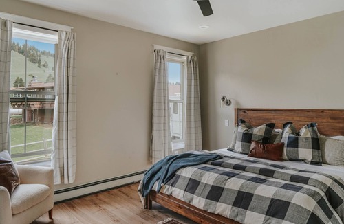 Marysville House | The Cottage on Third