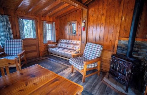 Babbitt Cabin | The Fox Cabin at Timber Bay