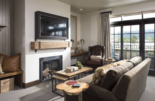 Whitefish Condo | The Galleries Lodging Downtown Whitefish Suite 203 | 1 Bed, 1 Bath
