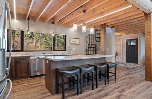 West Pennington Apartment | The Haven-Rustic Secluded Cabin