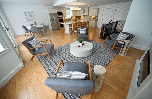 Pelican Rapids House | *The Legacy on Lake Lizzie -a Lake Front Escape*