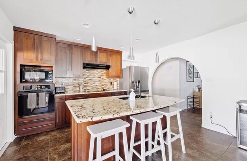 Cox Heights House | The Pine Desert Retreat - Scottsdale's Ultimate Getaway