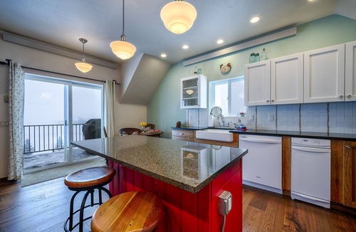 Kalispell House | The Red Barn Retreat, a reclaimed grain barn centrally located in Kalispell MT