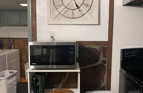 Plains Cottage | The River Retreat with WiFi in charming Plains. Located on the Clark Fork River