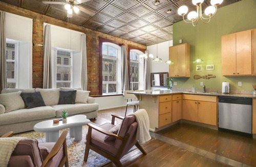 Great Falls Apartment | The Riverdale: Downtown Cory Block Apartment