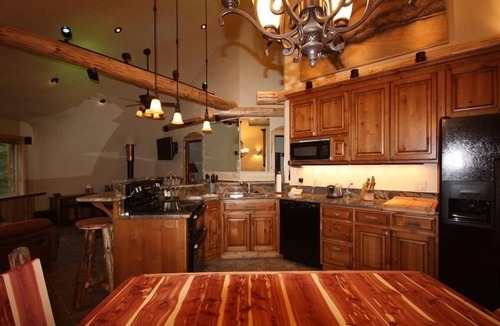 Trout Creek Cottage | The Shire of Montana. a luxury Vacation Rental