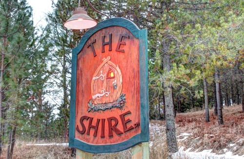 Trout Creek Cottage | The Shire of Montana. a luxury Vacation Rental