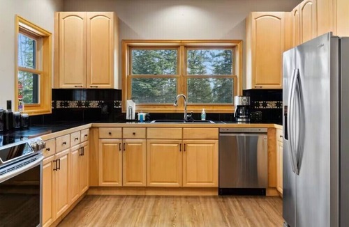 Quandary Village House | The Summit at 11 15 Min to Breck Private Hot Tub Views Sauna Game Room