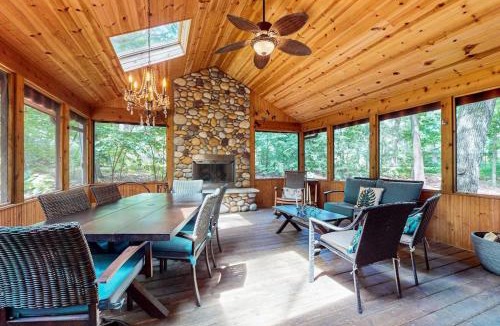 New Buffalo House | The Tree House