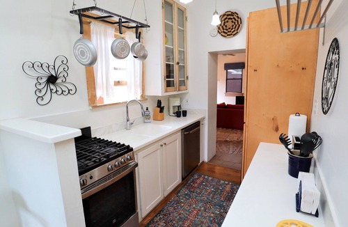 West University House | The Wildcat, cozy spot near U of A