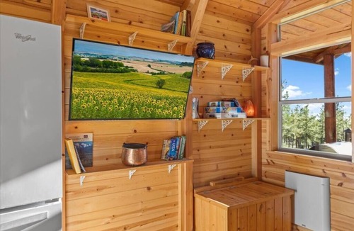 Florence Cabin | This cabin is a 1 bedroom(s), 1 bathrooms, located in Florence, MT.