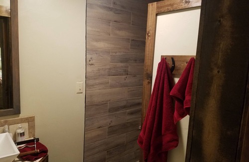 Three Forks Apartment | Three Forks Saddlery's "Cowboy Cabin"