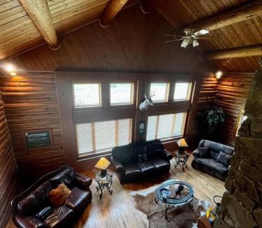 Bozeman House | Timberline Cabin Near Bozeman