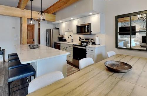 Snowmass Village House | Timberline Condominiums 3 Bedroom Premier Unit B1A