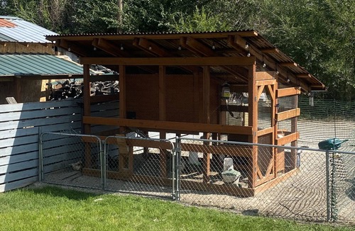 Townsend House | Townsend chicken house