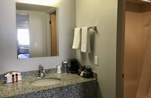 Heart of Missoula Hotel | Travelodge Inn & Suites by Wyndham Missoula University Park