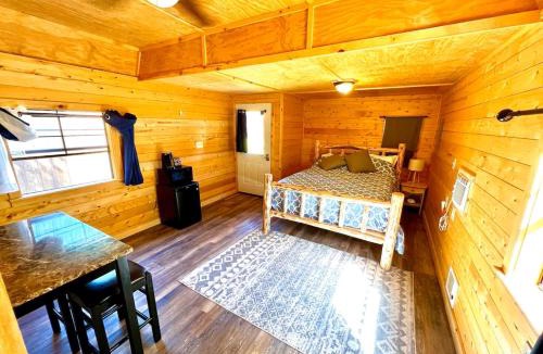 West Glacier Resort | Triple G’s Resort - Cabin 10