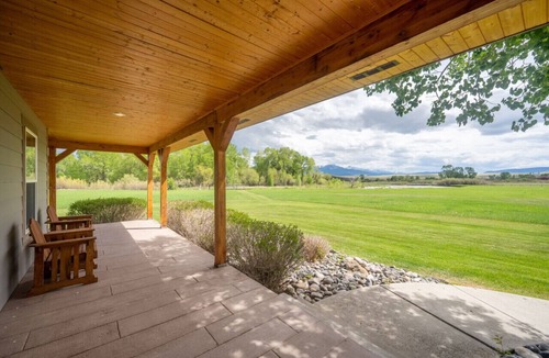 Livingston House | Trout House - Amazing Summer and Winter Home on the Shields River